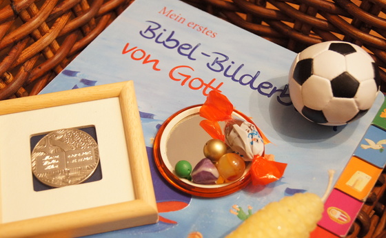 Mit Kindern Gott feiern - Impulse für Zuhause
